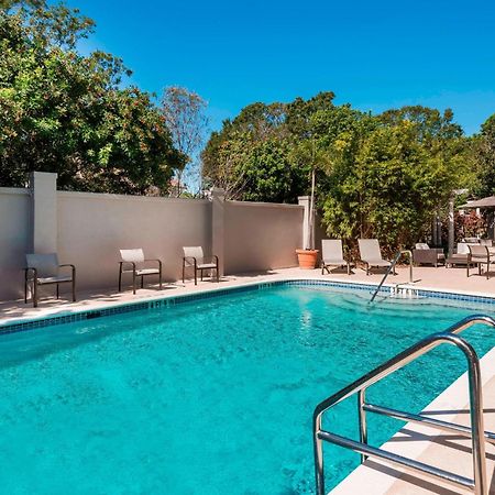 Courtyard Sarasota Bradenton Airport Exterior foto